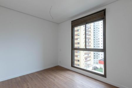 Apartamento à venda com 117m², 3 quartos e 2 vagasQuarto 2