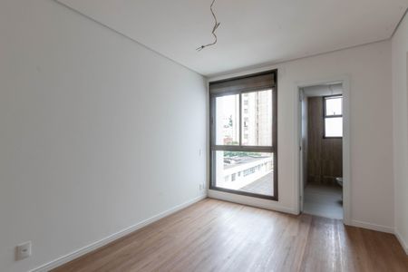 Apartamento à venda com 117m², 3 quartos e 2 vagasQuarto 3