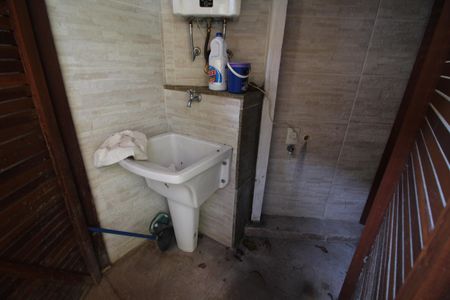 Casa de condomínio à venda com 90m², 2 quartos e 1 vagaÁrea de Serviço