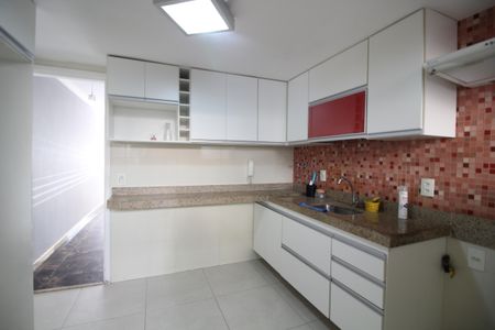 Casa de condomínio à venda com 90m², 2 quartos e 1 vagaCozinha