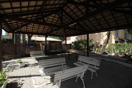 Casa de condomínio à venda com 90m², 2 quartos e 1 vagaÁrea Comum