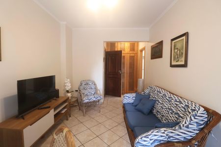 Sala de apartamento para alugar com 2 quartos, 65m² em Jardim Las Palmas, Guarujá