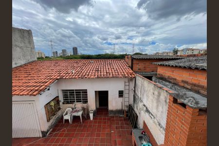 Casa à venda com 180m², 4 quartos e 6 vagasQuarto 2