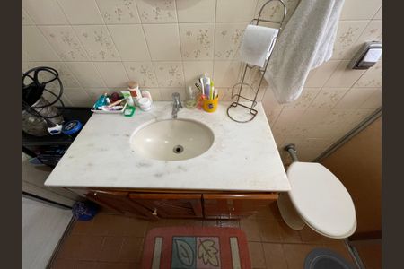 Casa à venda com 180m², 4 quartos e 6 vagasBanheiro 3