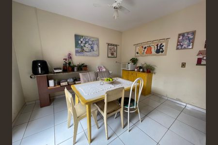Casa à venda com 180m², 4 quartos e 6 vagasCozinha