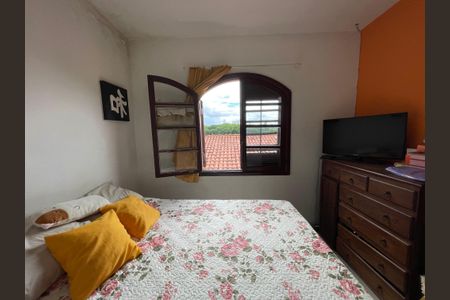 Casa à venda com 180m², 4 quartos e 6 vagasQuarto 1