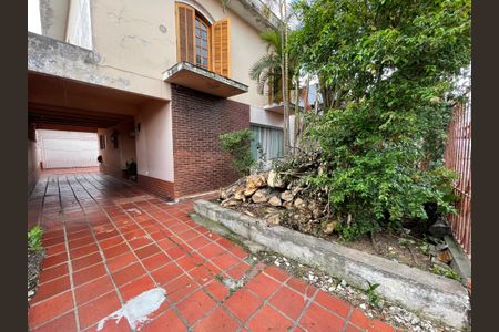 Casa à venda com 180m², 4 quartos e 6 vagasGaragem