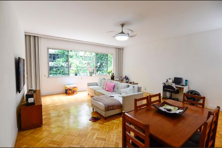 Apartamento à venda com 155m², 3 quartos e 1 vaga Apartamento à venda com 155m², 3 quartos e 1 vagaSala