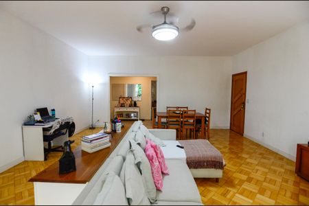 Apartamento à venda com 155m², 3 quartos e 1 vaga Apartamento à venda com 155m², 3 quartos e 1 vagaSala