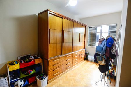 Apartamento à venda com 155m², 3 quartos e 1 vaga Apartamento à venda com 155m², 3 quartos e 1 vagaQuarto 2