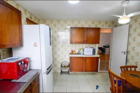 Apartamento à venda com 155m², 3 quartos e 1 vaga Apartamento à venda com 155m², 3 quartos e 1 vagaCozinha