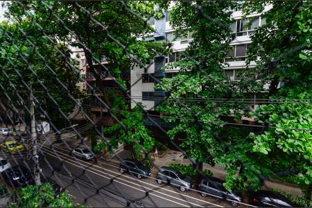 Apartamento à venda com 155m², 3 quartos e 1 vaga Apartamento à venda com 155m², 3 quartos e 1 vagaSuíte