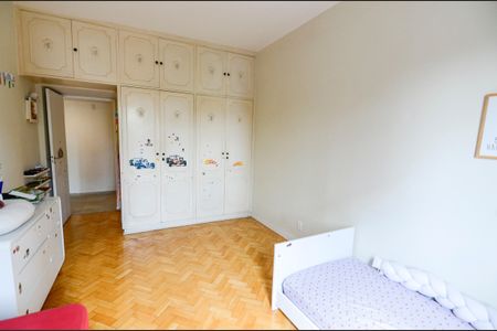 Apartamento à venda com 155m², 3 quartos e 1 vaga Apartamento à venda com 155m², 3 quartos e 1 vagaQuarto 1