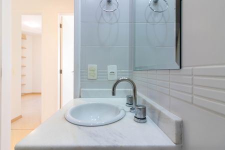 Apartamento para alugar com 75m², 3 quartos e 2 vagasBanheiro