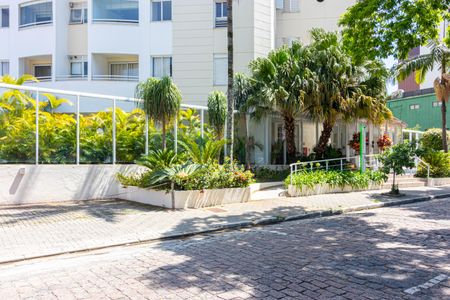 Apartamento para alugar com 75m², 3 quartos e 2 vagasFachada