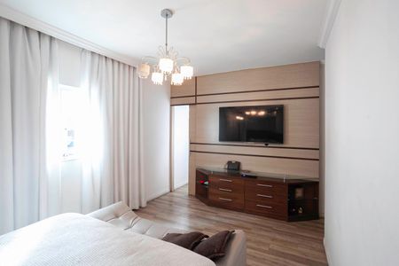 Casa à venda com 268m², 5 quartos e 4 vagasSuíte 2