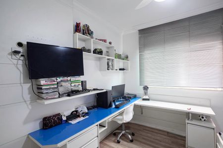 Casa à venda com 268m², 5 quartos e 4 vagasQuarto 3