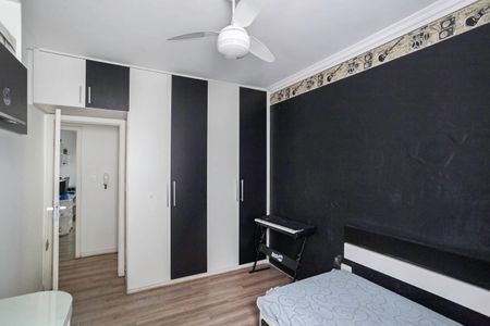 Casa à venda com 268m², 5 quartos e 4 vagasQuarto 3