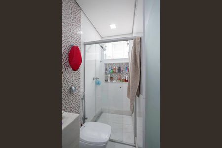 Casa à venda com 268m², 5 quartos e 4 vagasBanheiro da suíte 1