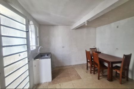 Cozinha de casa para alugar com 1 quarto, 30m² em Jardim Rosa de Franca, Guarulhos