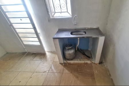 Casa para alugar com 30m², 1 quarto e sem vaga Casa para alugar com 30m², 1 quarto e sem vagaCozinha