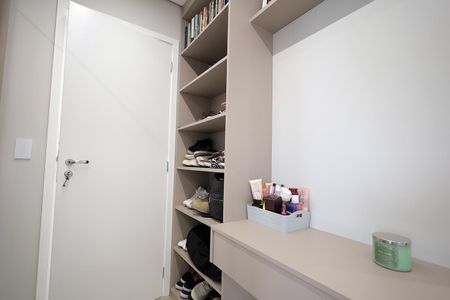 Apartamento à venda com 93m², 3 quartos e 2 vagasCloset