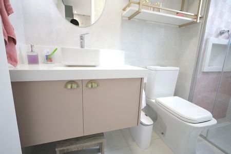 Apartamento à venda com 93m², 3 quartos e 2 vagasBanheiro Quarto Suíte 1