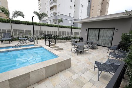 Apartamento à venda com 93m², 3 quartos e 2 vagasÁrea comum - Piscina