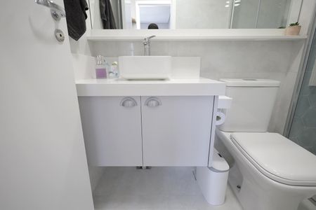 Apartamento à venda com 93m², 3 quartos e 2 vagasBanheiro