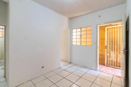 Casa à venda com 104m², 2 quartos e 1 vaga Casa à venda com 104m², 2 quartos e 1 vagaSala