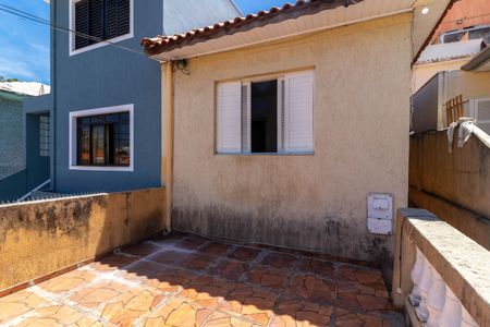 Casa à venda com 104m², 2 quartos e 1 vaga Casa à venda com 104m², 2 quartos e 1 vagaVaranda