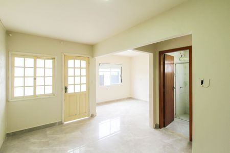 Sala de casa à venda com 2 quartos, 150m² em São José, Canoas