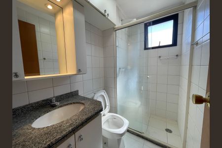 Apartamento para alugar com 65m², 2 quartos e 2 vagasBanheiro