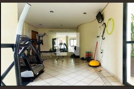 Apartamento para alugar com 65m², 2 quartos e 2 vagasÁrea comum - Academia