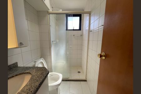 Apartamento para alugar com 65m², 2 quartos e 2 vagasBanheiro