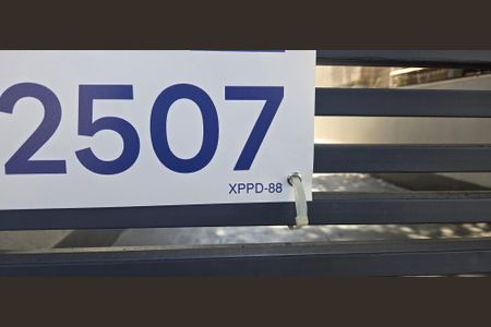 Apartamento para alugar com 95m², 3 quartos e sem vagaPlaquinha instalada