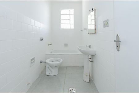 Apartamento para alugar com 95m², 3 quartos e sem vagaBanheiro