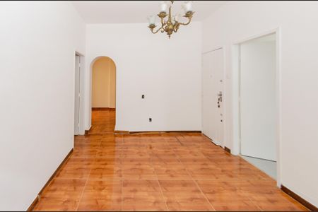 Apartamento para alugar com 95m², 3 quartos e sem vagaSala