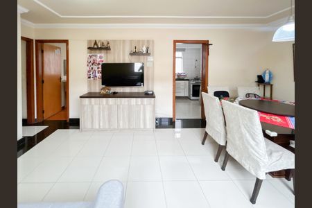 Sala de apartamento à venda com 4 quartos, 113m² em Floresta, Belo Horizonte
