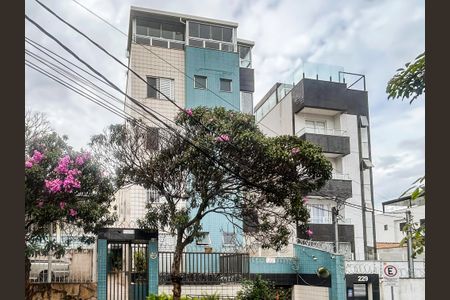 Apartamento à venda com 113m², 4 quartos e 2 vagasFachada