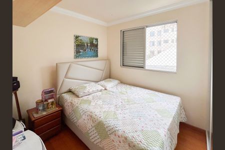 Apartamento à venda com 113m², 4 quartos e 2 vagasQuarto 3