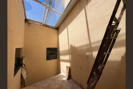 Casa à venda com 200m², 3 quartos e 4 vagasQuintal 2