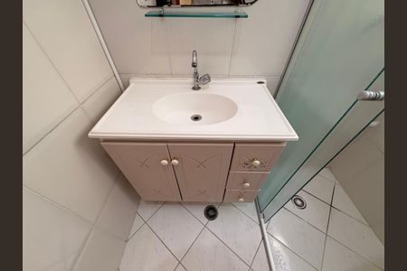 Casa à venda com 200m², 3 quartos e 4 vagasBanheiro