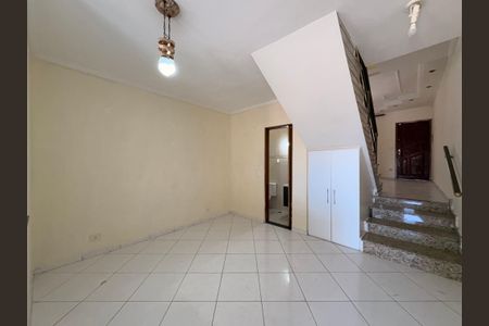 Casa à venda com 200m², 3 quartos e 4 vagasCopa