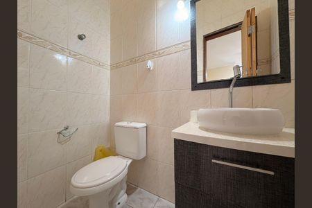 Casa à venda com 200m², 3 quartos e 4 vagasLavabo