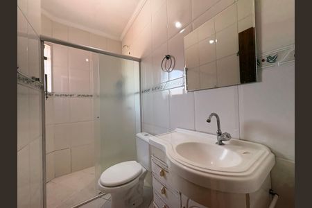 Casa à venda com 200m², 3 quartos e 4 vagasBanheiro da Suíte