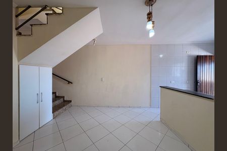 Casa à venda com 200m², 3 quartos e 4 vagasCopa