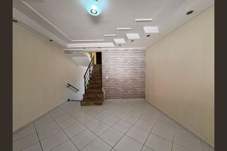 Casa à venda com 200m², 3 quartos e 4 vagasSala