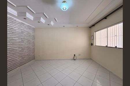 Casa à venda com 200m², 3 quartos e 4 vagasSala