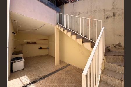 Casa à venda com 200m², 3 quartos e 4 vagasQuintal 